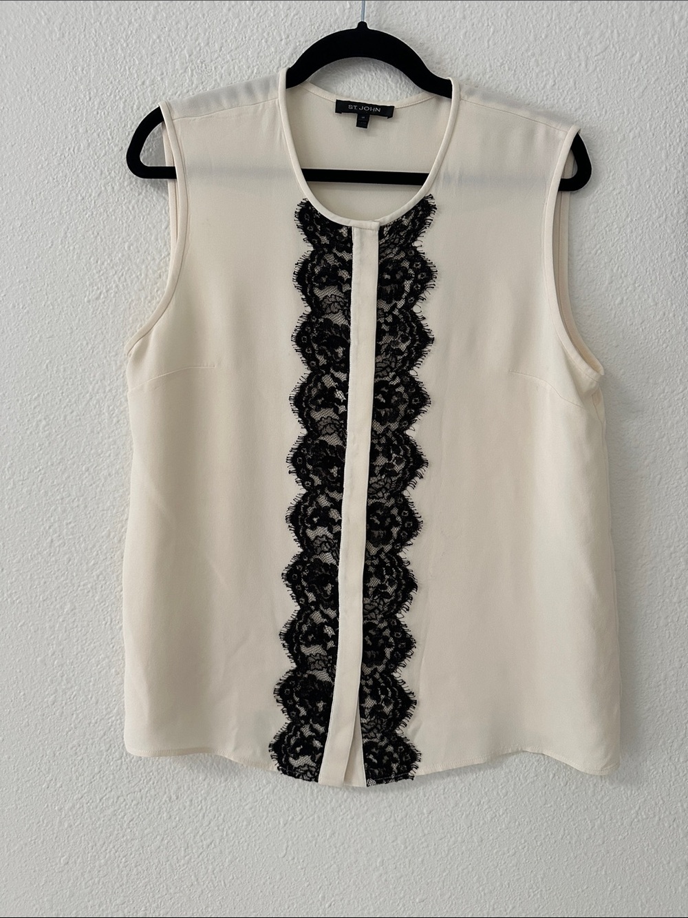 St. John Cream Silk Sleeveless Blouse with Black Lace Center - Picture 6 of 6